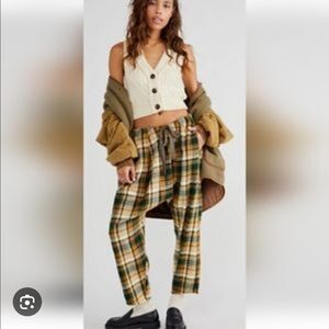 Plaid Drawstring Relaxed Pants in Green and Tan
